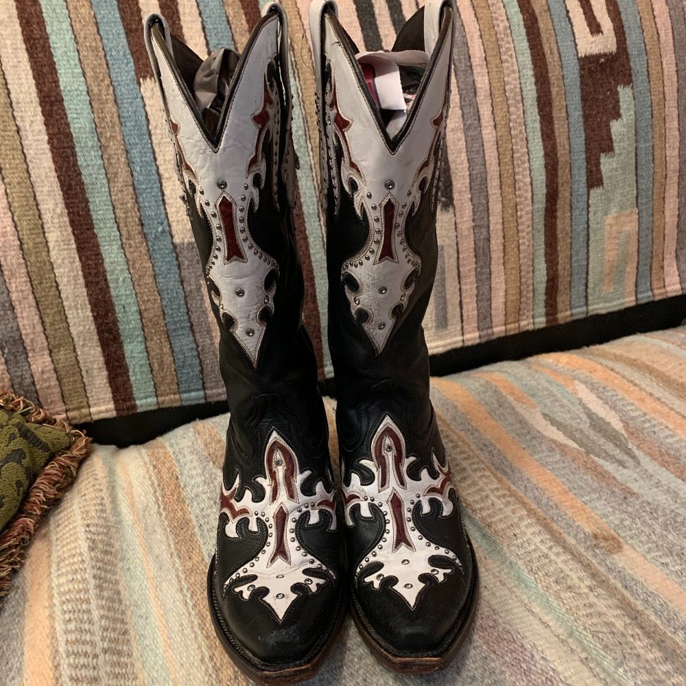 Beautiful Inlay Lucchese Dress Boots  size 7 1/2 B